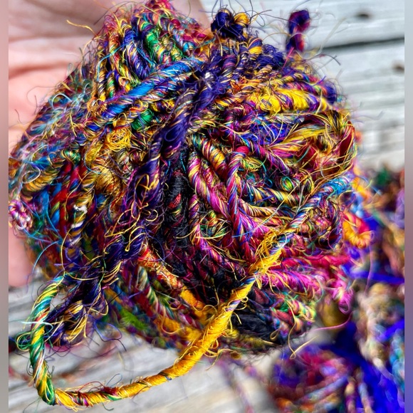 Huge Lot New Preowned 100% Silk Yarn Tibet Overseas Order Authentic Silk Knit - Picture 10 of 13